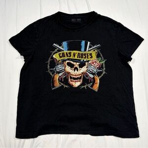 Guns and roses shirt small